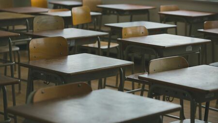 教師は「聖職者」から「性職者」になった…名古屋の「わいせつ教員」が給食のスープにしたあまりに卑猥な行為